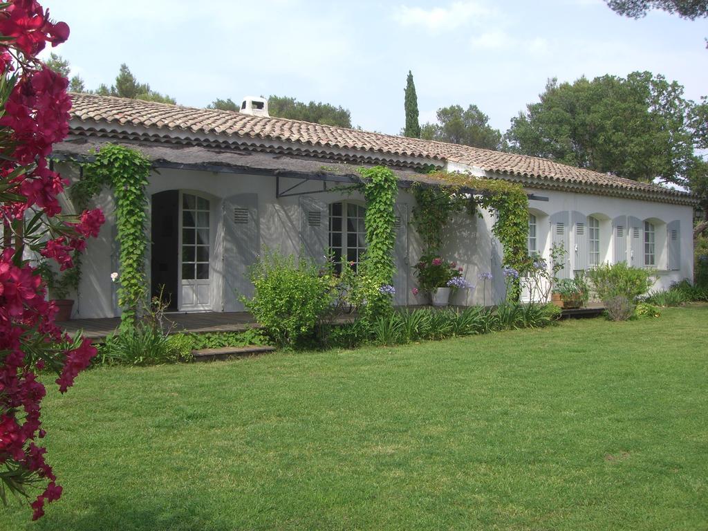 라론드레모레 Le Mas De Notre-Dame B&B 객실 사진